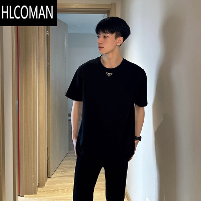 HLCOMAN夏季网红潮牌金属三角标短袖T恤男ins纯色简约圆领体恤衫