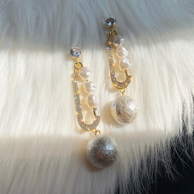 925银针闪钻别针海绵珍珠小众设计款耳环韩国气质网红风名媛耳饰送女朋友老婆情人节七夕生日礼物