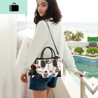 上新小熊手提包大容量包包斜挎包单肩包女2020新款百搭布包NEW LAKE女斜挎包