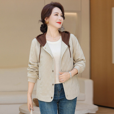 年时尚女装休闲妈妈装外套秋季中老年女大码衣服宽松开衫