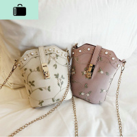 小包包女2020夏天新款潮韩版网红斜挎包链条单肩小清新刺绣水桶包NEW LAKE女士单肩包