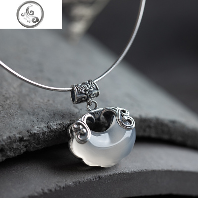 925纯银吊坠女 天然玉髓长命锁双鱼时尚气质短款锁骨项链水晶玉石 JiMi