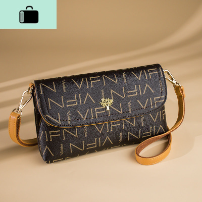 手拿包女包2020夏季新款斜挎小包手机零钱包时尚百搭手包中年两用NEW LAKE 字母女斜挎包