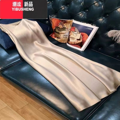 YIBUSHENG高级感缎面吊带连衣裙女仿醋酸设计感修身显瘦背心裙新款长裙