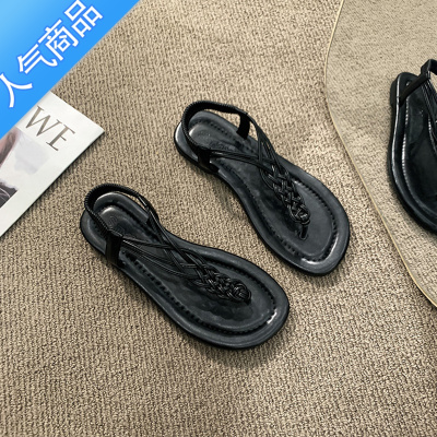 SUNTEK夹趾凉鞋女夏外穿2023新款平底低跟网红法式高级感罗马沙滩凉拖鞋