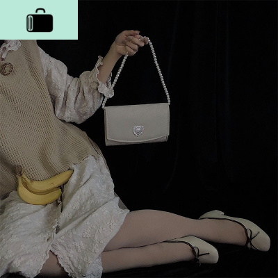 珍珠链条丝绒高级感包包女斜挎百搭复古小包手提手拿小猫女斜挎包NEW LAKE