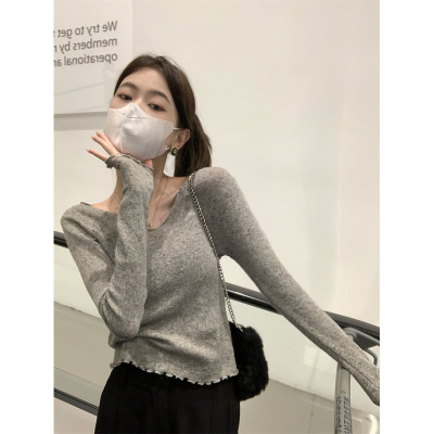 灰色V领木耳边长袖针织T恤女秋季新款小众修身休闲打底衫上衣