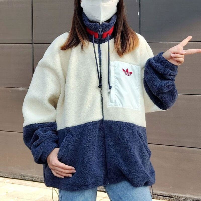 adidas/阿迪达斯女子拼接色羊羔绒休闲保暖新款夹克外套HR3456 C