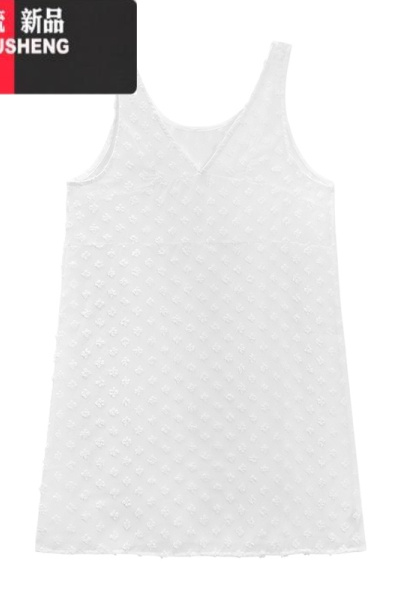 YIBUSHENG蕾丝钩花白色连衣裙女季2024新款气质高级感显瘦叠穿V领背心裙