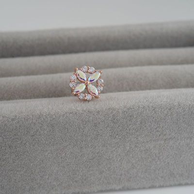 韩国直送偏彩光精致镶嵌四叶钻耳骨耳蜗钉百搭送女朋友老婆情人节七夕生日礼物