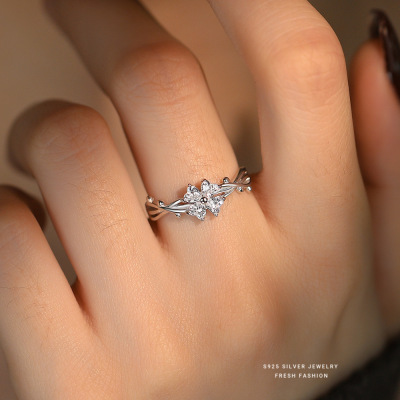 s999纯银荆棘四叶草戒指女韩版高级感锆石足银指环轻奢百搭食指戒送女朋友老婆情人节七夕生日礼物