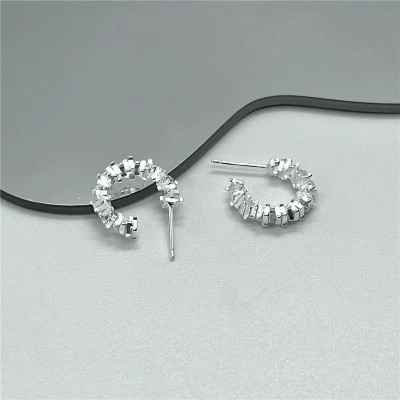S925纯银碎银几两C形几何耳钉女生小众设计耳环耳饰个性圆脸耳饰送女朋友老婆情人节七夕生日礼物