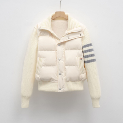 新90绒新国标鸭绒新款针织拼接条纹轻薄羽绒服短款外套女