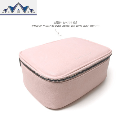 黑色化妆包女便携大容量网红可爱简约少女ins风超火化妆品收纳包 三维工匠