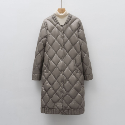 新女式90绒轻薄羽绒圆领菱形格中长款女装轻薄款羽绒服