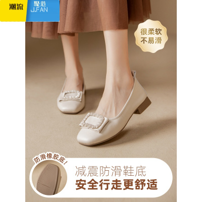 聚范软皮妈妈鞋子单鞋软底不累脚头层舒适中年皮鞋女夏季
