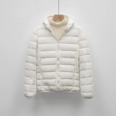 女式90绒纯色轻薄女装连帽带帽无缝羽绒服短款大码外套