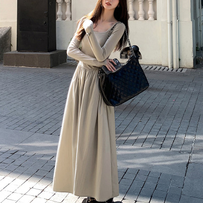 法式方领连衣裙女春秋季新款气质收腰显瘦长袖黑色A字长款裙子ins