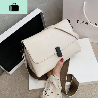 夏季小包包女2020新款潮时尚质感百搭大容量斜挎包网红单肩小方包NEW LAKE女斜挎包
