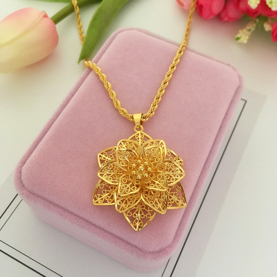 新款日韩秋冬镀金大花吊坠配饰 沙金长款项链女 不掉色百搭毛衣链送女朋友老婆情人节七夕生日礼物