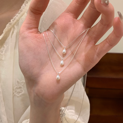 天然珍珠吊坠项链女款2025新款日常百搭精致锁骨链轻奢小众潮送女朋友老婆情人节七夕生日礼物