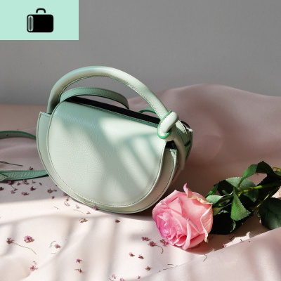 包包小众设计马鞍包女斜挎半圆2020新款个性手提小清新单肩斜挎包NEW LAKE女斜挎包