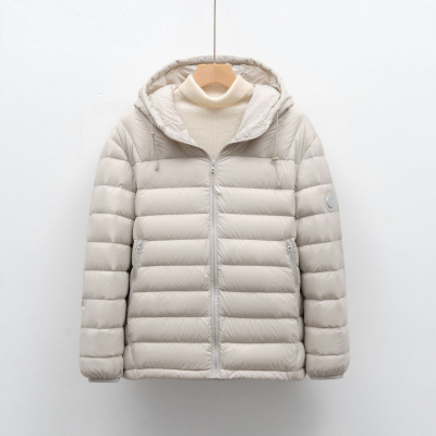 90绒鸭绒排骨羽绒服女短款轻薄连帽秋冬新款休闲情侣外套