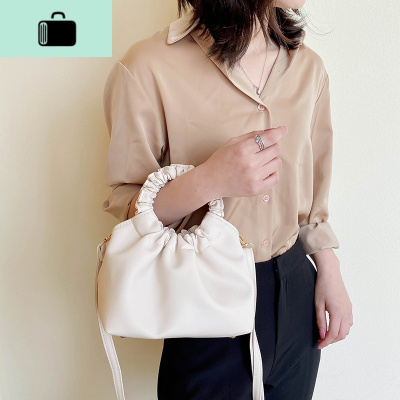 云朵包包女包2020新款夏斜挎包单肩百搭洋气流行小众包仙女手提包NEW LAKE女斜挎包