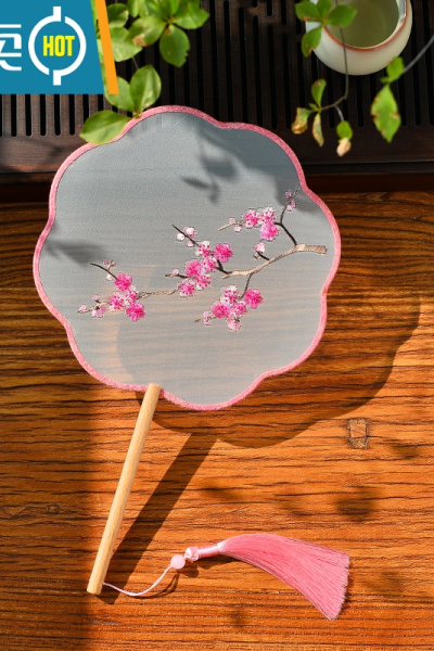 XIANCAI嬉戏双面刺绣团扇长柄圆扇宫扇子复古中国风汉服旗袍舞蹈走秀道具 梅放刺绣团扇