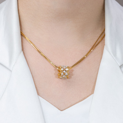 轻奢高级感镶钻转运吊坠项链2025年新款小众设计锁骨链气质颈链女送女朋友老婆情人节七夕生日礼物