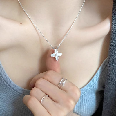 韩版韩系珍珠吊坠项链女小众高级感轻奢气质百搭毛衣链新品配饰潮送女朋友老婆情人节七夕生日礼物