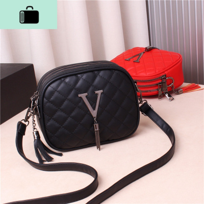 小黑包包2020新款潮网红ins超火斜挎包时尚百搭菱格质感单肩女包NEW LAKE女斜挎包