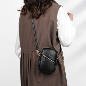 手机包女斜挎包迷你小包包女新款夏季女包竖款多层手机袋