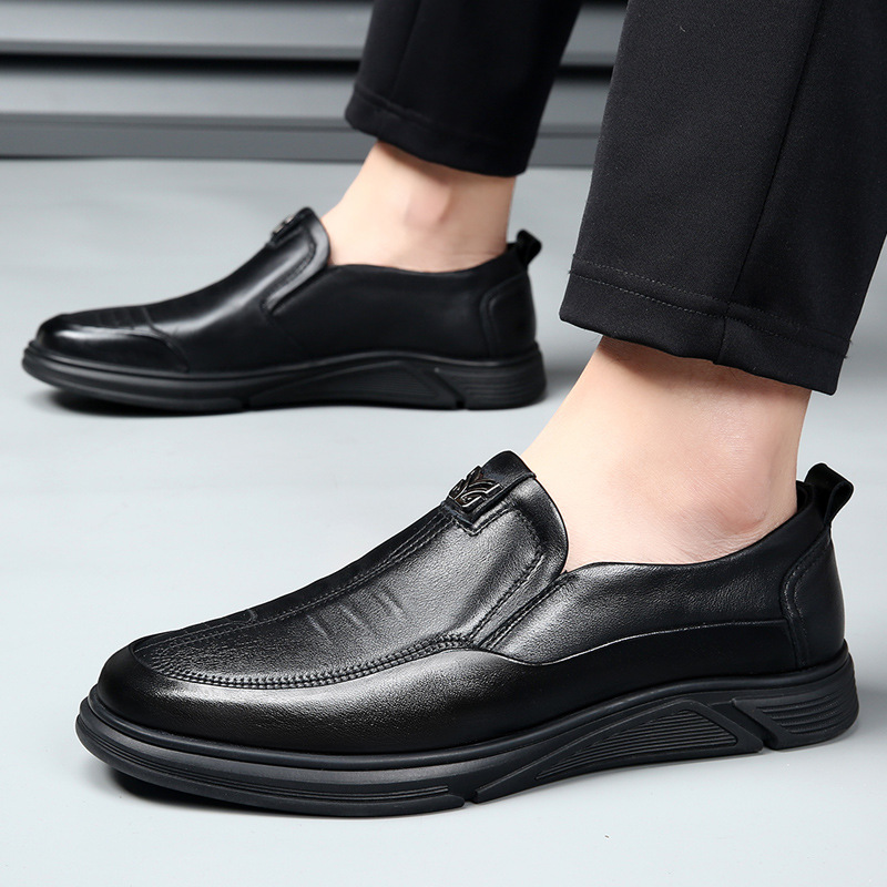 皮鞋男秋冬头层牛皮男鞋新款软底防滑休闲皮鞋男士一脚蹬单鞋子男