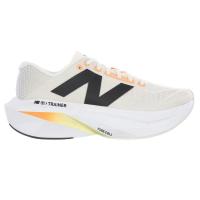 新百伦(New Balance)New Balance男式FuelCellSuperCompTrainerv3