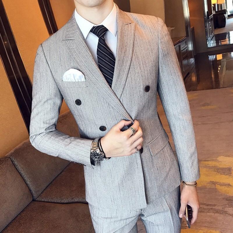 香港潮牌2018冬季季新款结婚西服套装男时尚英伦青年条纹晚宴礼服