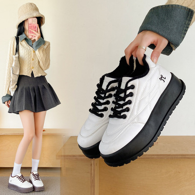 2026小白鞋女冬季新款韩版ins女学生加绒运动百搭板鞋街拍