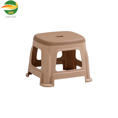 鹍翔加厚塑料凳子23CM/个