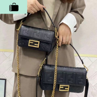 2020新款FF手提法棍包百搭单肩斜跨小方包时尚复古翻盖包摩登女包NEW LAKE女斜挎包
