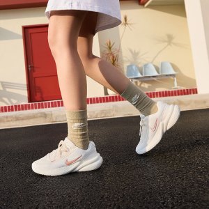 NIKE耐克女鞋新款运动鞋轻便透气慢跑鞋缓震耐磨休闲鞋IB2766-101 ZP