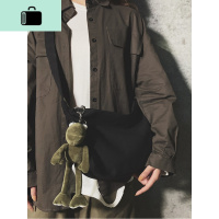 酷女孩斜挎包简约帆布中性嘻哈简约百搭ins日系暗黑街拍饺子包潮NEW LAKE女斜挎包