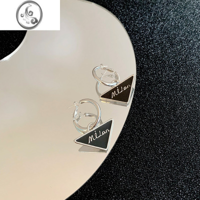 JiMi法式复古三角字母耳环ins潮嘻哈个性独特气质耳钉网红设计感耳坠