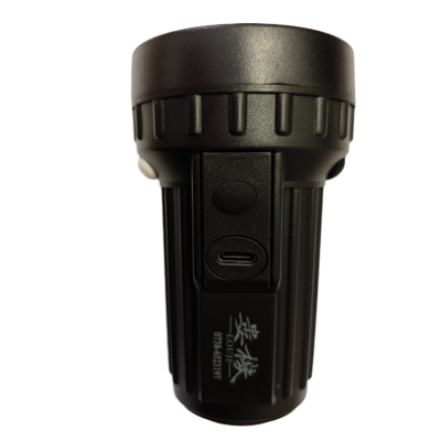 娄机 LOUJI 高亮户外手电筒 LED 1000流明 防水防尘 超远射程 智能调光 轻巧便携