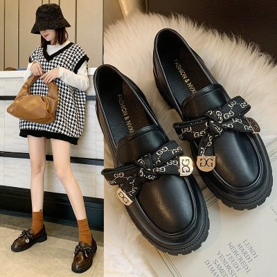 小皮鞋女英伦风2021早春新款可爱蝴蝶结一脚蹬四季款乐福鞋学院风女单鞋