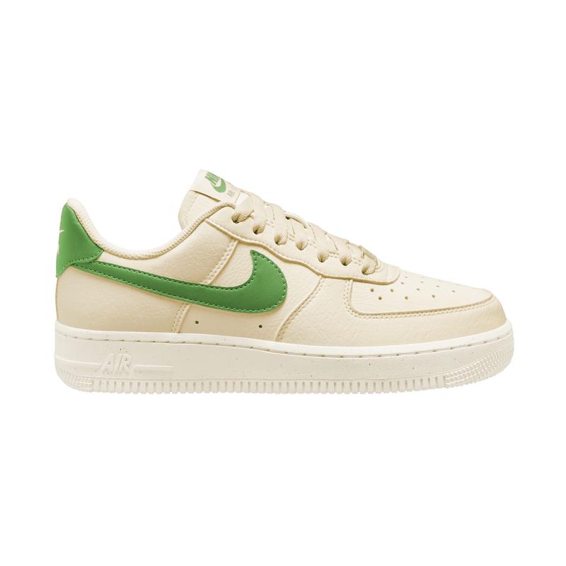 耐克(NIKE)春季新款透气舒适耐穿休闲板鞋女绿合成材质运动鞋