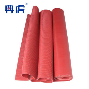 典虎 绝缘橡胶板 红色条纹 25kv 10米*1米*8mm 卷