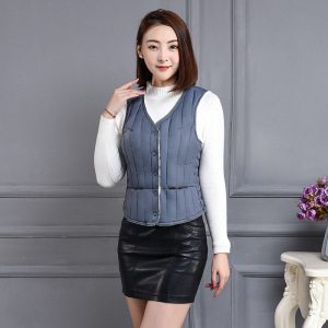 羊羔绒马甲女士秋冬短新款修身保暖羽绒棉加绒背心韩版