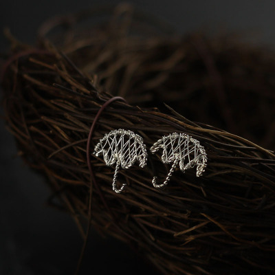 银饰养耳洞925纯银耳钉女简约精致不过敏时尚耳饰镂空绕丝小伞送女朋友老婆情人节七夕生日礼物