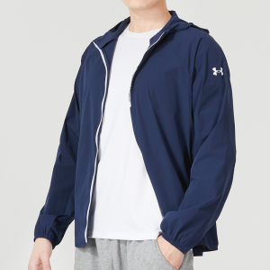 安德玛(Under Armour)UA运动外套男装新款户外连帽梭织训练健身衣夹克23600401-009 ZP