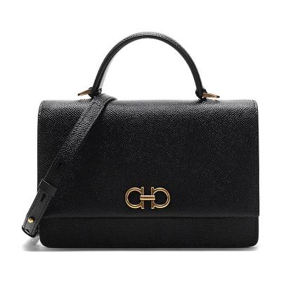 SalvatoreFerragamo萨瓦托·菲拉格慕女士牛皮手提单肩斜挎包22D866